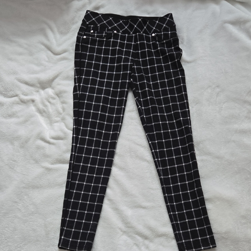 Black and White Checkered Jeggings